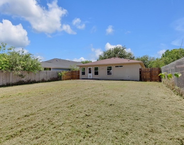 111 David Dr - Photo Thumbnail 26