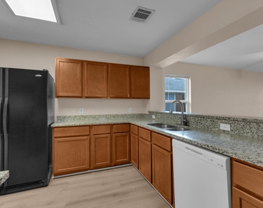 111 David Dr - Photo Thumbnail 18