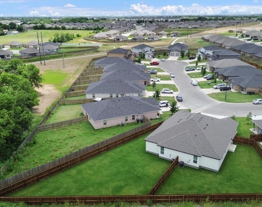 1118 Zora Dr - Photo Thumbnail 25