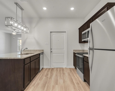 1118 Zora Dr - Photo Thumbnail 7