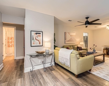 6108 Calmar Cv - Photo Thumbnail 6