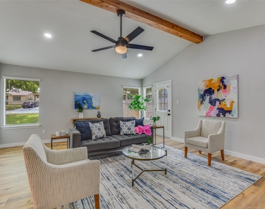 12900 Campos Dr - Photo Thumbnail 1