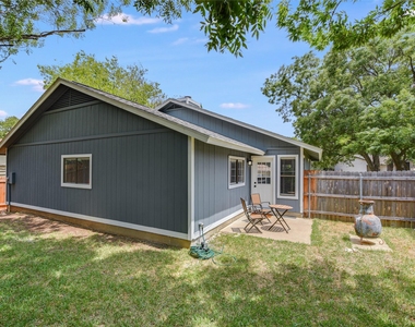 12900 Campos Dr - Photo Thumbnail 17