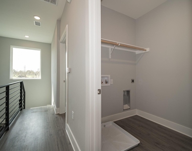 120 Kimble Ln - Photo Thumbnail 16