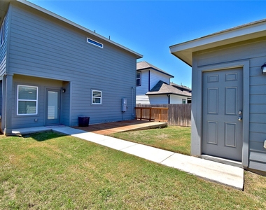 317 Clearlake Dr - Photo Thumbnail 23