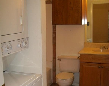 114 E 31st St - Photo Thumbnail 7