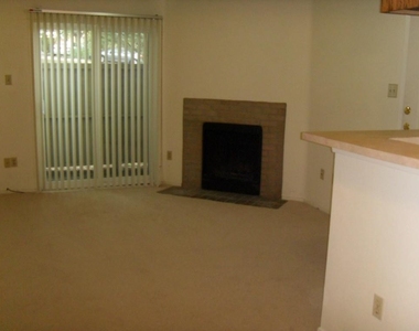 114 E 31st St - Photo Thumbnail 2