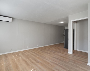 1012 Barbara Dr - Photo Thumbnail 1
