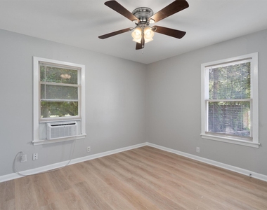 1012 Barbara Dr - Photo Thumbnail 14