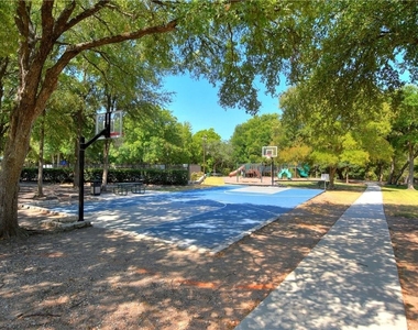 2814 Cool River Loop - Photo Thumbnail 38