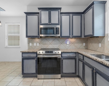 5416 Juniper Junction Ln - Photo Thumbnail 7