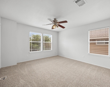 105 Fire Island Dr - Photo Thumbnail 14