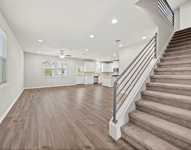 10025 Dawn Pearl Dr - Photo Thumbnail 5