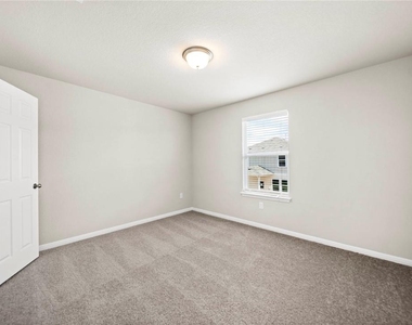 10025 Dawn Pearl Dr - Photo Thumbnail 23