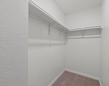 12812 Samuel Adams Dr - Photo Thumbnail 14