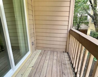 2210 Pearl St - Photo Thumbnail 15