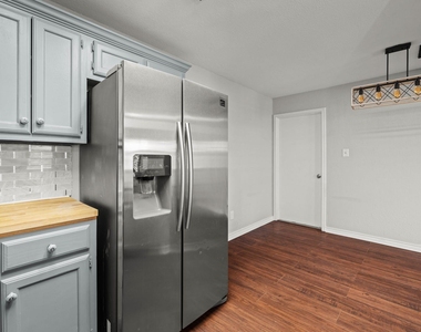 820 Mica Ln - Photo Thumbnail 14