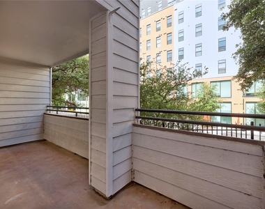 501 W 26th St - Photo Thumbnail 24