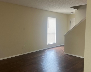 11429 Ptarmigan Dr - Photo Thumbnail 4