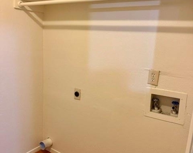 5301-a Atascosa Dr - Photo Thumbnail 7