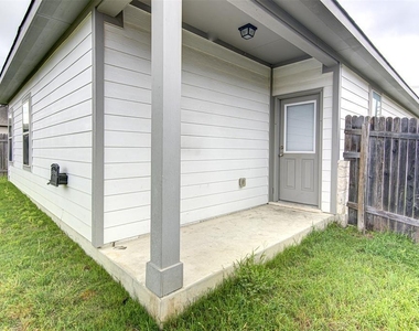 1311 Hazelton Cv - Photo Thumbnail 24