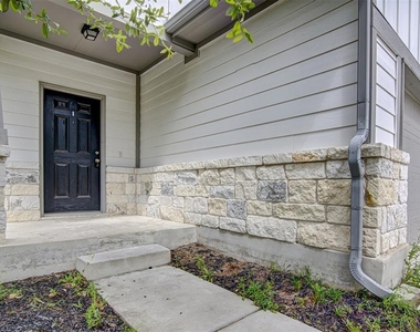 1311 Hazelton Cv - Photo Thumbnail 1