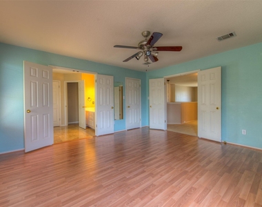 14721 Noya Dr - Photo Thumbnail 13