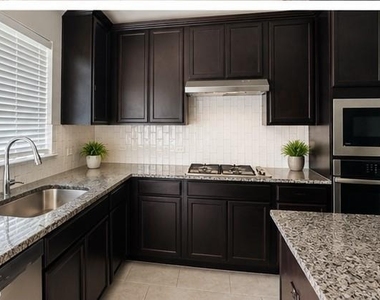 2800 Joe Dimaggio Blvd - Photo Thumbnail 10