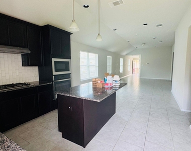 2800 Joe Dimaggio Blvd - Photo Thumbnail 7