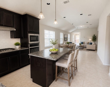 2800 Joe Dimaggio Blvd - Photo Thumbnail 8