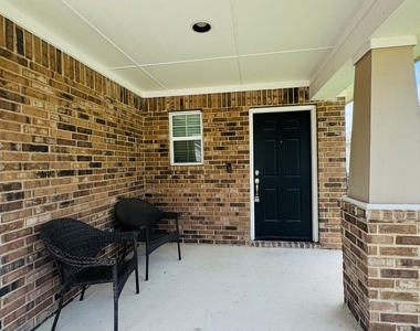 2800 Joe Dimaggio Blvd - Photo Thumbnail 2