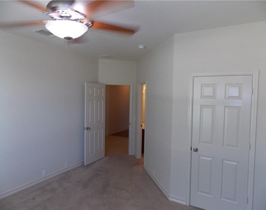 20961 Mandrake Dr - Photo Thumbnail 15