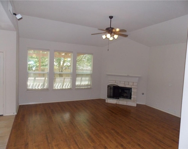 20961 Mandrake Dr - Photo Thumbnail 3