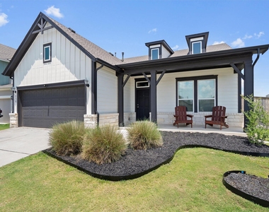 158 Patrick Herndon Dr - Photo Thumbnail 2