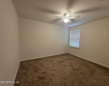 8196 Cabin Lake Circle - Photo Thumbnail 18