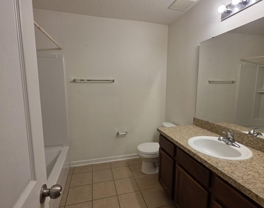 8196 Cabin Lake Circle - Photo Thumbnail 19