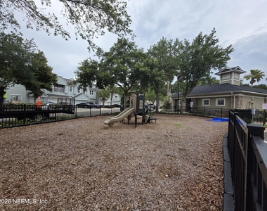 8196 Cabin Lake Circle - Photo Thumbnail 12