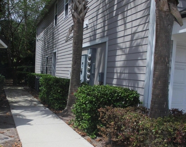 8196 Cabin Lake Circle - Photo Thumbnail 10