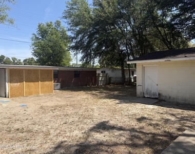 7336 Merrill Road - Photo Thumbnail 6