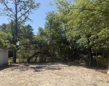7336 Merrill Road - Photo Thumbnail 7