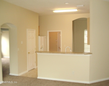 684 Sid Drive - Photo Thumbnail 11