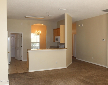 684 Sid Drive - Photo Thumbnail 1