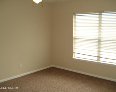684 Sid Drive - Photo Thumbnail 14