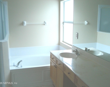 684 Sid Drive - Photo Thumbnail 15