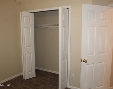 684 Sid Drive - Photo Thumbnail 18