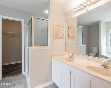 1736 Daytona Lane - Photo Thumbnail 11