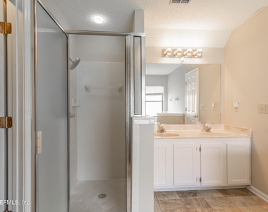 1736 Daytona Lane - Photo Thumbnail 12