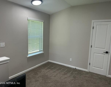 3296 Isabella Court - Photo Thumbnail 9