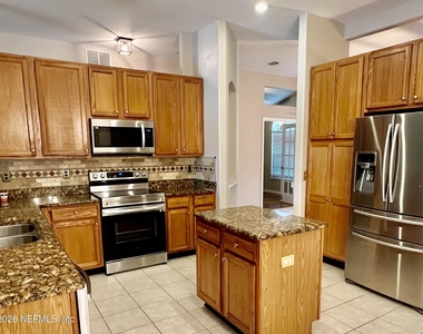 3037 Captiva Bluff Circle - Photo Thumbnail 11