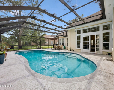 8342 Amherst Hills Lane - Photo Thumbnail 4
